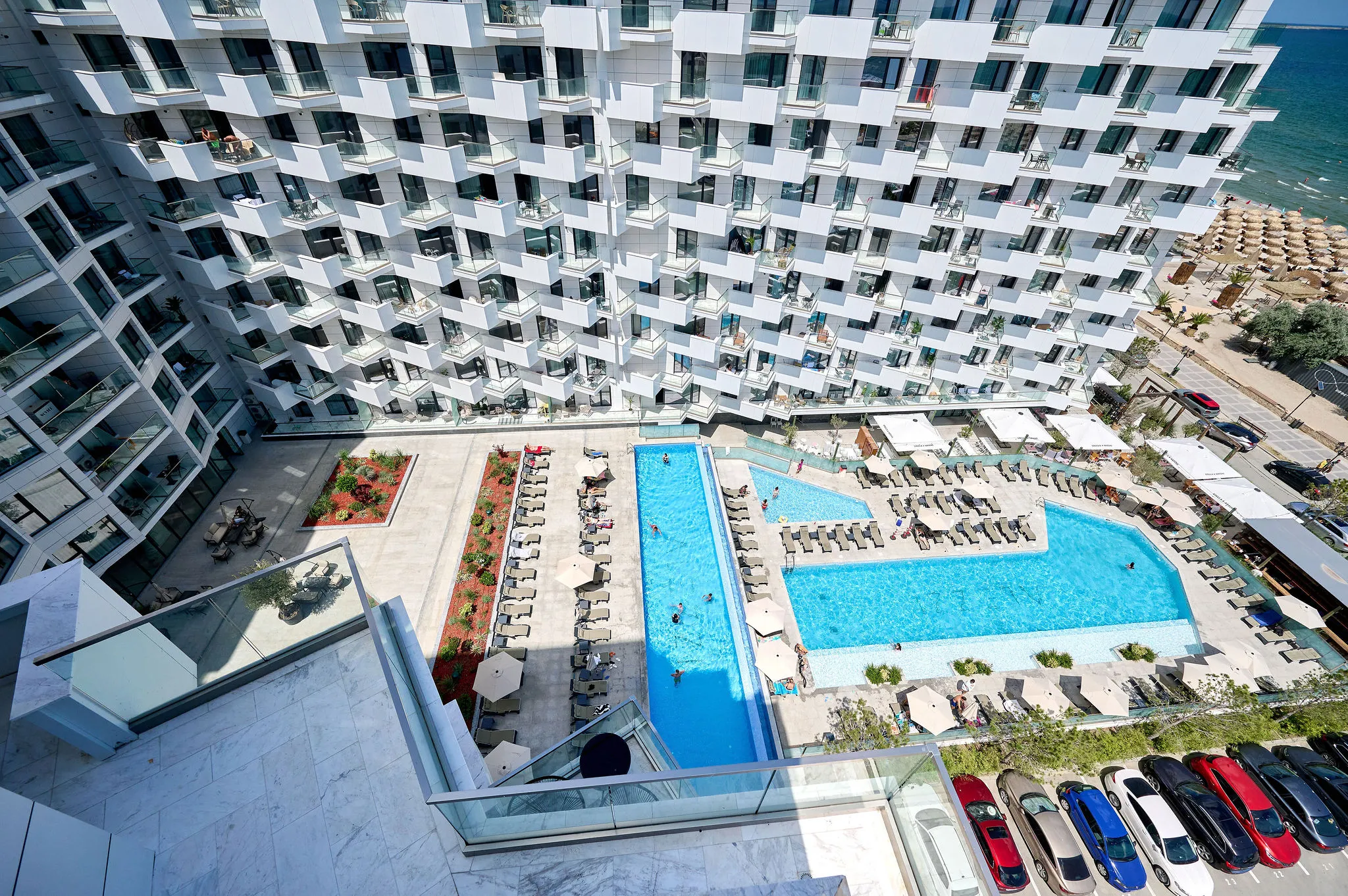 Video de prezentare Alezzi Infinity Resort & SPA